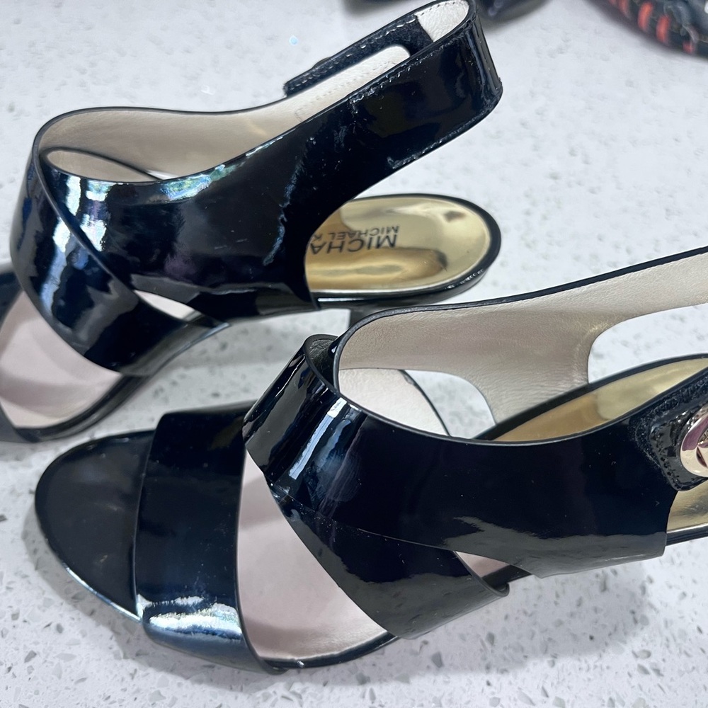 Michael Kors Glossy Black Heels Womens Size 7 VGUC - Picture 5 of 10
